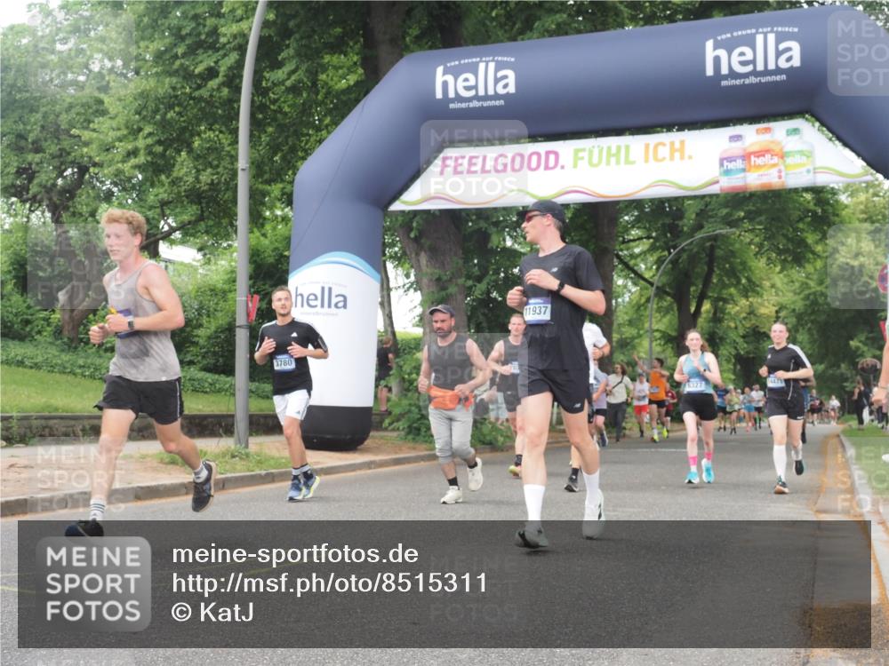 29.06.2025 - hella hamburg halbmarathon KatJ http://msf.ph/oto/8515311 29.06.2025 10:46:43 Zwischen KM18-KM19 1019, 1544, 2426, 2730, 3780, 6087, 6327 meine-sportfotos.de