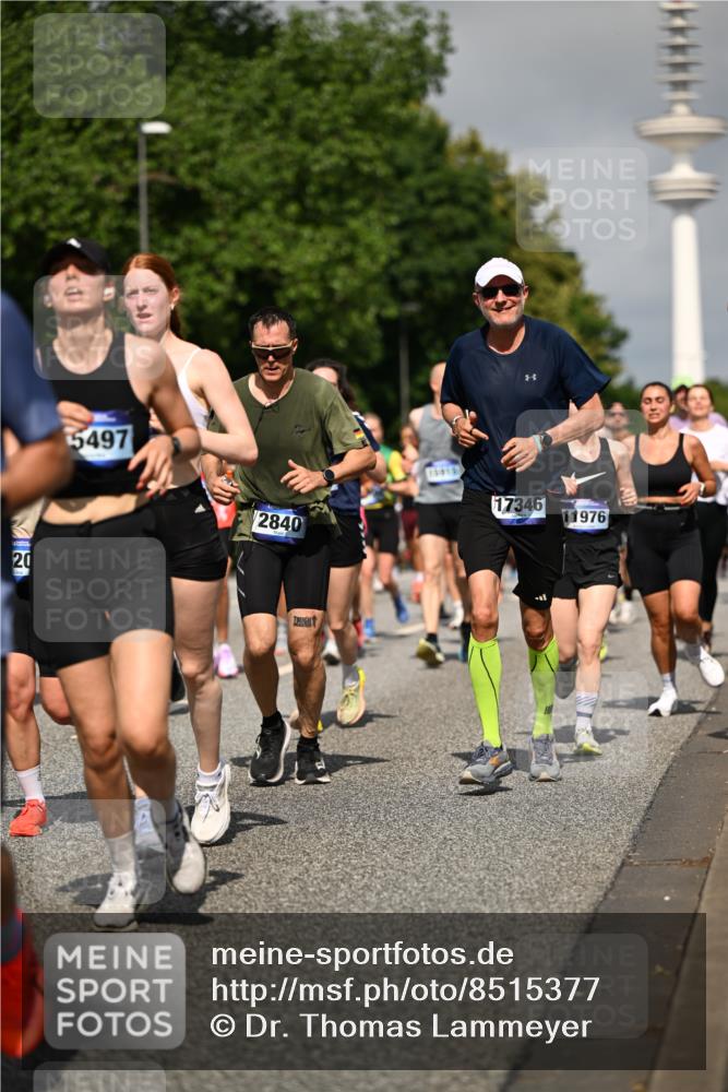 29.06.2025 - hella hamburg halbmarathon Dr. Thomas Lammeyer http://msf.ph/oto/8515377 29.06.2025 10:02:51 Kennedybrücke 1190, 1410, 1485, 1946, 1951, 1972, 2840, 2907, 3037, 3091, 3097, 3334, 3715, 3952, 4152, 4839, 5084, 5492, 6294, 6390, 6399, 6585, 6629, 6657, 6759, 7082, 7232, 7716, 7864, 8068, 8154, 8322, 8639, 8721, 8772, 8798, 9727, 9884, 10266, 10488, 10724, 11212 meine-sportfotos.de