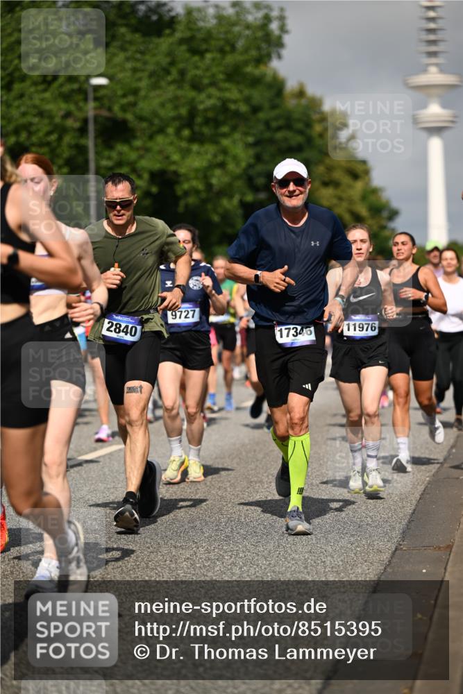 29.06.2025 - hella hamburg halbmarathon Dr. Thomas Lammeyer http://msf.ph/oto/8515395 29.06.2025 10:02:51 Kennedybrücke 1190, 1410, 1485, 1946, 1951, 1972, 2840, 2907, 3037, 3091, 3097, 3334, 3715, 3952, 4152, 4839, 5084, 5492, 6294, 6390, 6399, 6585, 6629, 6657, 6759, 7082, 7232, 7716, 7864, 8068, 8154, 8322, 8639, 8721, 8772, 8798, 9727, 9884, 10266, 10488, 10724, 11212 meine-sportfotos.de
