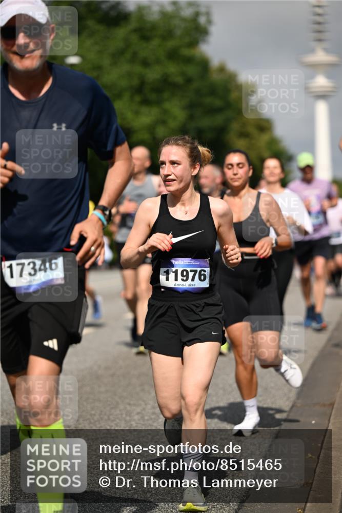 29.06.2025 - hella hamburg halbmarathon Dr. Thomas Lammeyer http://msf.ph/oto/8515465 29.06.2025 10:02:53 Kennedybrücke 1190, 1410, 1485, 1946, 1951, 1972, 2741, 2840, 2907, 3037, 3091, 3097, 3715, 3952, 4152, 4839, 5084, 5391, 5492, 6294, 6390, 6399, 6585, 6629, 7082, 7232, 7716, 7864, 8068, 8154, 8322, 8639, 8721, 8772, 8798, 9655, 9727, 9884, 10266, 10488, 10724, 11068, 11212 meine-sportfotos.de
