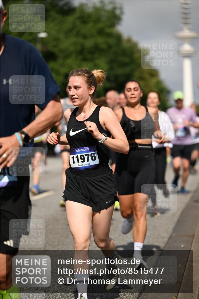 29.06.2025 - hella hamburg halbmarathon Dr. Thomas Lammeyer http://msf.ph/oto/8515477 29.06.2025 10:02:54 Kennedybrücke 1190, 1410, 1485, 1946, 1951, 1972, 2741, 2840, 2907, 2911, 3037, 3091, 3097, 3715, 3952, 4839, 5084, 5391, 5492, 6294, 6390, 6399, 6585, 6629, 7082, 7232, 7716, 7864, 8068, 8154, 8322, 8639, 8721, 8772, 8798, 9655, 9727, 9884, 10266, 10488, 11068, 11212 meine-sportfotos.de