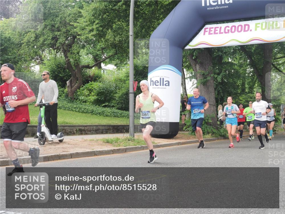 29.06.2025 - hella hamburg halbmarathon KatJ http://msf.ph/oto/8515528 29.06.2025 10:46:54 Zwischen KM18-KM19 1681, 2091, 7476, 8481, 8531 meine-sportfotos.de