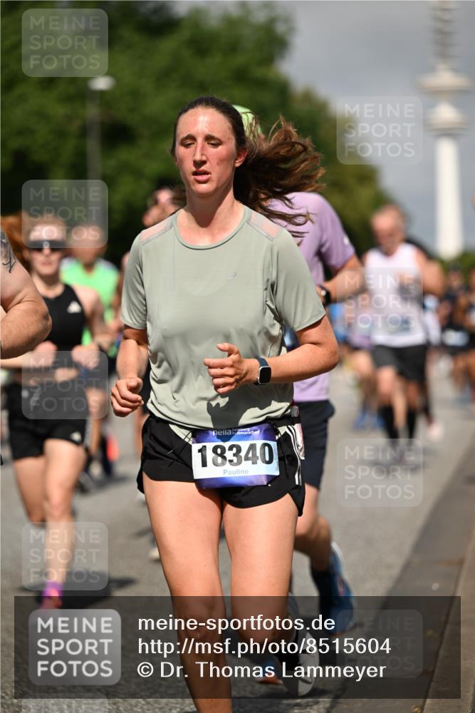29.06.2025 - hella hamburg halbmarathon Dr. Thomas Lammeyer http://msf.ph/oto/8515604 29.06.2025 10:02:57 Kennedybrücke 1190, 1410, 1485, 1715, 1719, 1946, 1951, 1972, 2741, 2840, 2907, 2911, 3037, 3091, 3097, 3715, 4839, 5084, 5391, 5492, 6294, 6390, 6399, 6585, 6629, 7082, 7129, 7130, 7232, 7716, 7864, 8068, 8154, 8322, 8639, 8721, 8772, 8798, 9655, 9727, 9884, 10266, 10488, 11068, 11212 meine-sportfotos.de