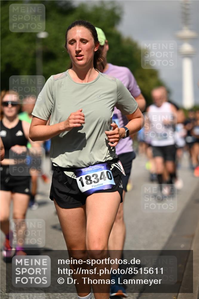 29.06.2025 - hella hamburg halbmarathon Dr. Thomas Lammeyer http://msf.ph/oto/8515611 29.06.2025 10:02:57 Kennedybrücke 1190, 1410, 1485, 1715, 1719, 1946, 1951, 1972, 2741, 2840, 2907, 2911, 3037, 3091, 3097, 3715, 4839, 5084, 5391, 5492, 6294, 6390, 6399, 6585, 6629, 7082, 7129, 7130, 7232, 7716, 7864, 8068, 8154, 8322, 8639, 8721, 8772, 8798, 9655, 9727, 9884, 10266, 10488, 11068, 11212 meine-sportfotos.de