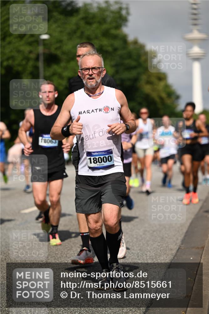 29.06.2025 - hella hamburg halbmarathon Dr. Thomas Lammeyer http://msf.ph/oto/8515661 29.06.2025 10:03:00 Kennedybrücke 1190, 1366, 1485, 1506, 1715, 1719, 1946, 1951, 1972, 2741, 2840, 2907, 2911, 3037, 3091, 3097, 3715, 4467, 4839, 5084, 5391, 5492, 5866, 6390, 6399, 6585, 6629, 7082, 7129, 7130, 7232, 7395, 7716, 7864, 8068, 8154, 8322, 8639, 8721, 8772, 8798, 9655, 9727, 9884, 10266, 10488, 11041, 11068, 11212 meine-sportfotos.de