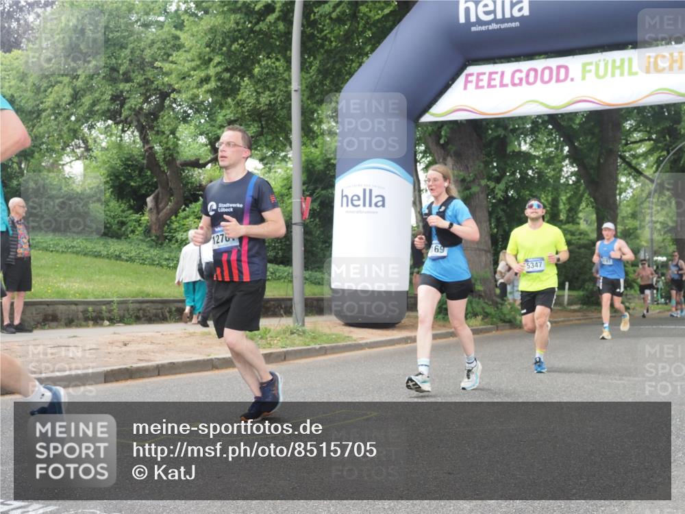 29.06.2025 - hella hamburg halbmarathon KatJ http://msf.ph/oto/8515705 29.06.2025 10:47:02 Zwischen KM18-KM19 1681, 2167, 2363, 3169, 3698, 4013, 5347, 6757 meine-sportfotos.de