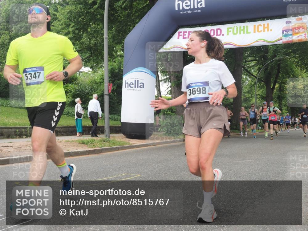 29.06.2025 - hella hamburg halbmarathon KatJ http://msf.ph/oto/8515767 29.06.2025 10:47:03 Zwischen KM18-KM19 2167, 2363, 3169, 3698, 4013, 5347, 6757 meine-sportfotos.de