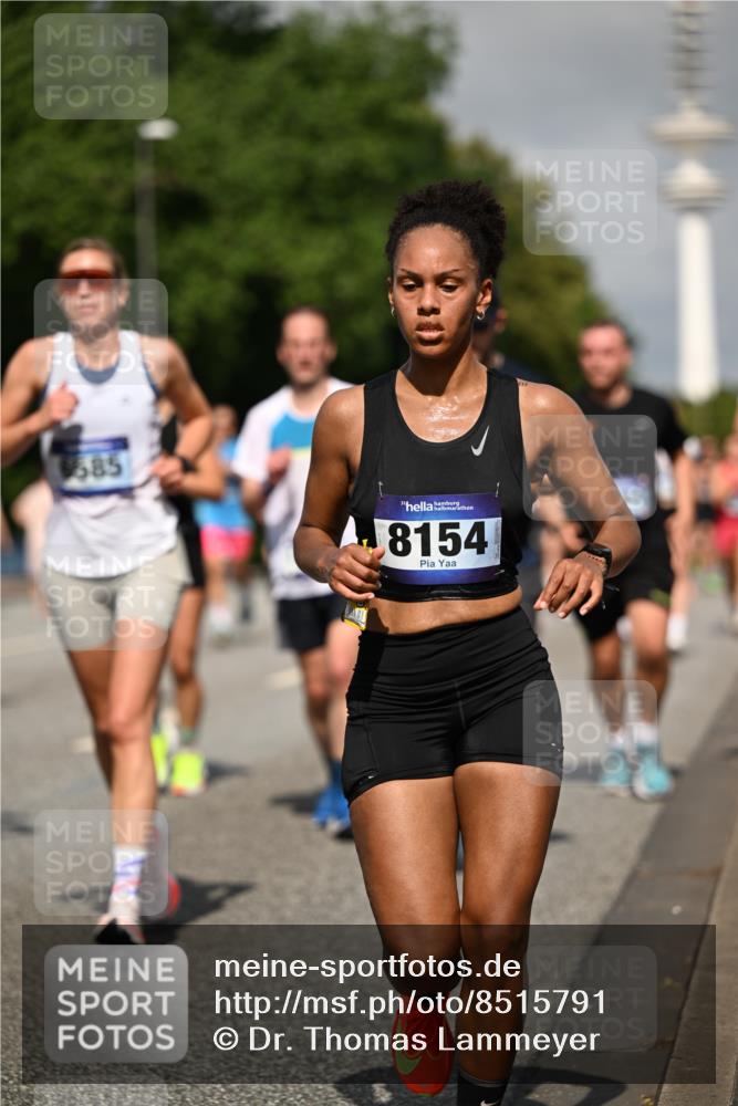 29.06.2025 - hella hamburg halbmarathon Dr. Thomas Lammeyer http://msf.ph/oto/8515791 29.06.2025 10:03:04 Kennedybrücke 1190, 1366, 1485, 1506, 1715, 1719, 1972, 2630, 2741, 2840, 2907, 2911, 3037, 3715, 4467, 4839, 5391, 5492, 5866, 6390, 6399, 6416, 6585, 7129, 7130, 7232, 7395, 7864, 8068, 8154, 8322, 8639, 8721, 8772, 8798, 9655, 9727, 9884, 9922, 10266, 10488, 11041, 11068 meine-sportfotos.de