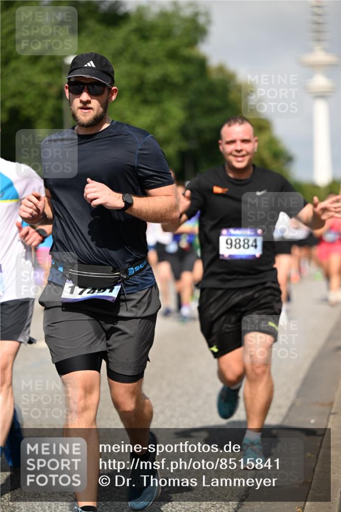 29.06.2025 - hella hamburg halbmarathon Dr. Thomas Lammeyer http://msf.ph/oto/8515841 29.06.2025 10:03:06 Kennedybrücke 1190, 1366, 1485, 1506, 1715, 1719, 1972, 2630, 2741, 2907, 2911, 3037, 3715, 4467, 4839, 5391, 5492, 5866, 6390, 6399, 6416, 6585, 7129, 7130, 7232, 7395, 7833, 7864, 8068, 8154, 8322, 8639, 8721, 8772, 8798, 9655, 9884, 9922, 10266, 10488, 11041, 11068 meine-sportfotos.de