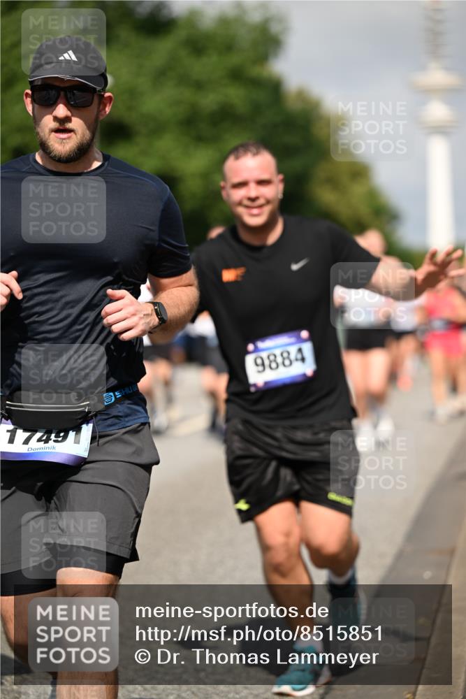 29.06.2025 - hella hamburg halbmarathon Dr. Thomas Lammeyer http://msf.ph/oto/8515851 29.06.2025 10:03:06 Kennedybrücke 1190, 1366, 1485, 1506, 1715, 1719, 1972, 2630, 2741, 2907, 2911, 3037, 3715, 4467, 4839, 5391, 5492, 5866, 6390, 6399, 6416, 6585, 7129, 7130, 7232, 7395, 7833, 7864, 8068, 8154, 8322, 8639, 8721, 8772, 8798, 9655, 9884, 9922, 10266, 10488, 11041, 11068 meine-sportfotos.de