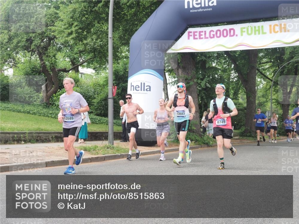 29.06.2025 - hella hamburg halbmarathon KatJ http://msf.ph/oto/8515863 29.06.2025 10:47:07 Zwischen KM18-KM19 2167, 3169, 3698, 5272, 5347, 8749 meine-sportfotos.de