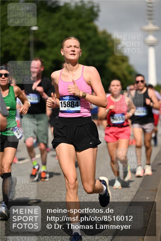29.06.2025 - hella hamburg halbmarathon Dr. Thomas Lammeyer http://msf.ph/oto/8516012 29.06.2025 10:03:11 Kennedybrücke 1366, 1506, 1715, 1719, 1972, 2630, 2741, 2911, 4120, 4467, 4839, 5391, 5457, 5458, 5465, 5492, 5866, 6390, 6399, 6416, 6585, 7129, 7130, 7395, 7833, 7864, 8154, 8509, 8542, 8652, 8772, 8798, 9142, 9655, 9884, 9903, 9922, 10266, 10488, 10519, 11041, 11068 meine-sportfotos.de