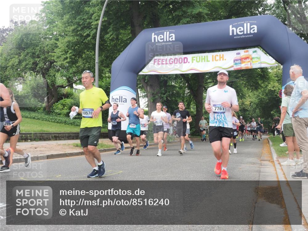 29.06.2025 - hella hamburg halbmarathon KatJ http://msf.ph/oto/8516240 29.06.2025 10:47:20 Zwischen KM18-KM19 2978, 5775, 5885, 6309, 7761, 8003, 8290 meine-sportfotos.de