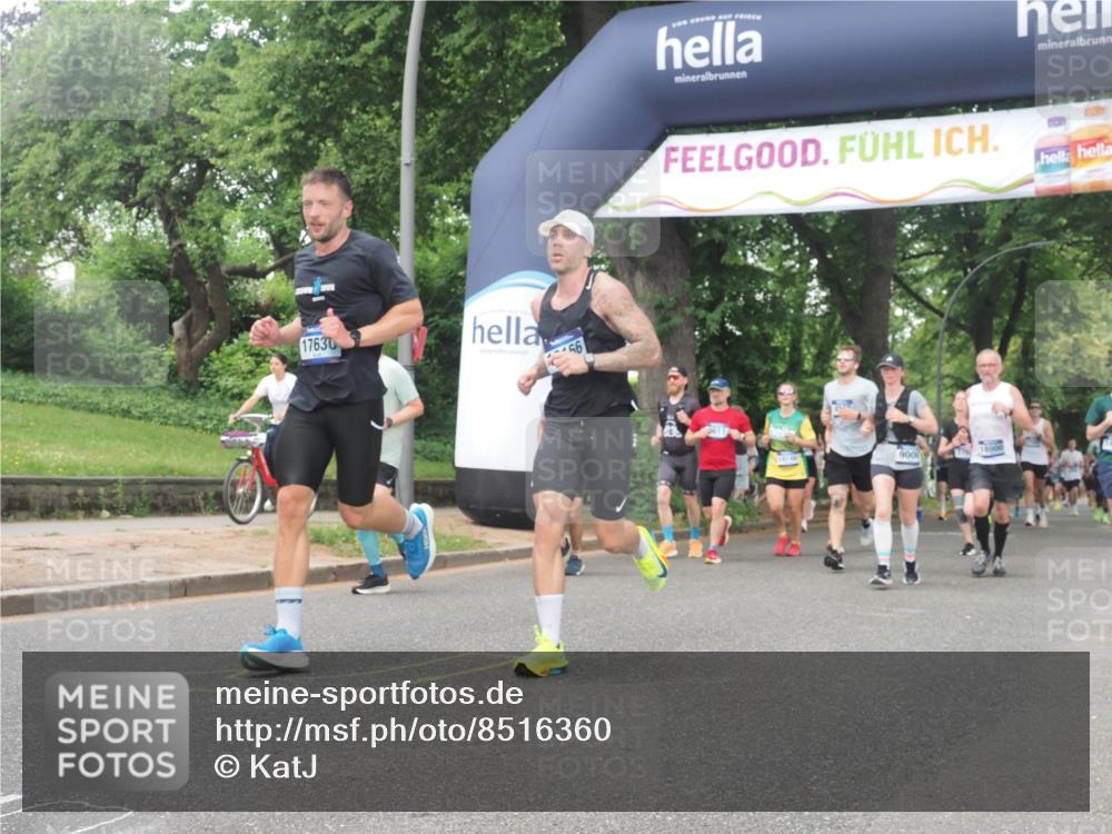 29.06.2025 - hella hamburg halbmarathon KatJ http://msf.ph/oto/8516360 29.06.2025 10:47:25 Zwischen KM18-KM19 1420, 2978, 5839, 6201, 7761, 8290, 8662 meine-sportfotos.de