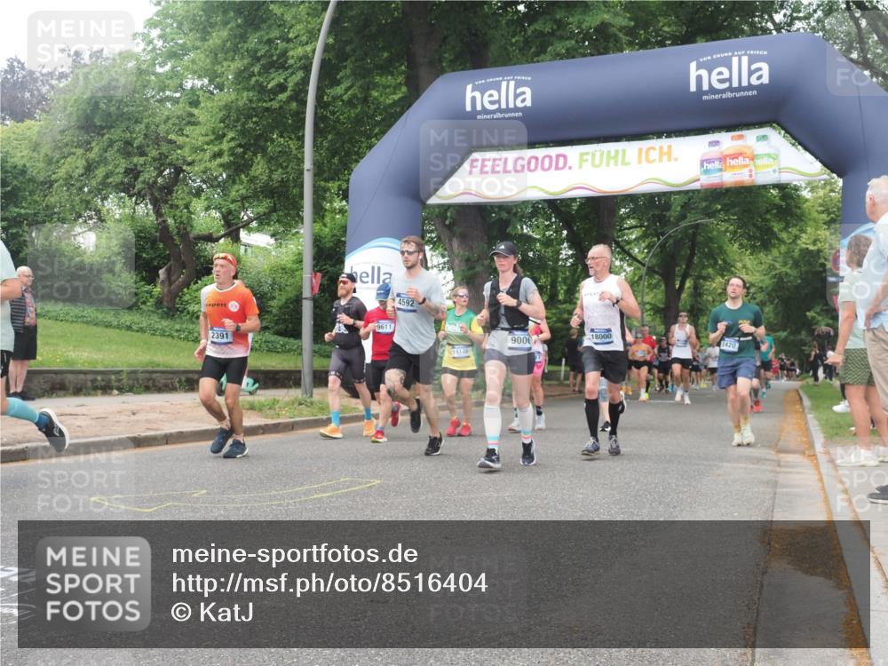 29.06.2025 - hella hamburg halbmarathon KatJ http://msf.ph/oto/8516404 29.06.2025 10:47:27 Zwischen KM18-KM19 1420, 2391, 2978, 4592, 5839, 6201, 7759, 8191, 8662 meine-sportfotos.de