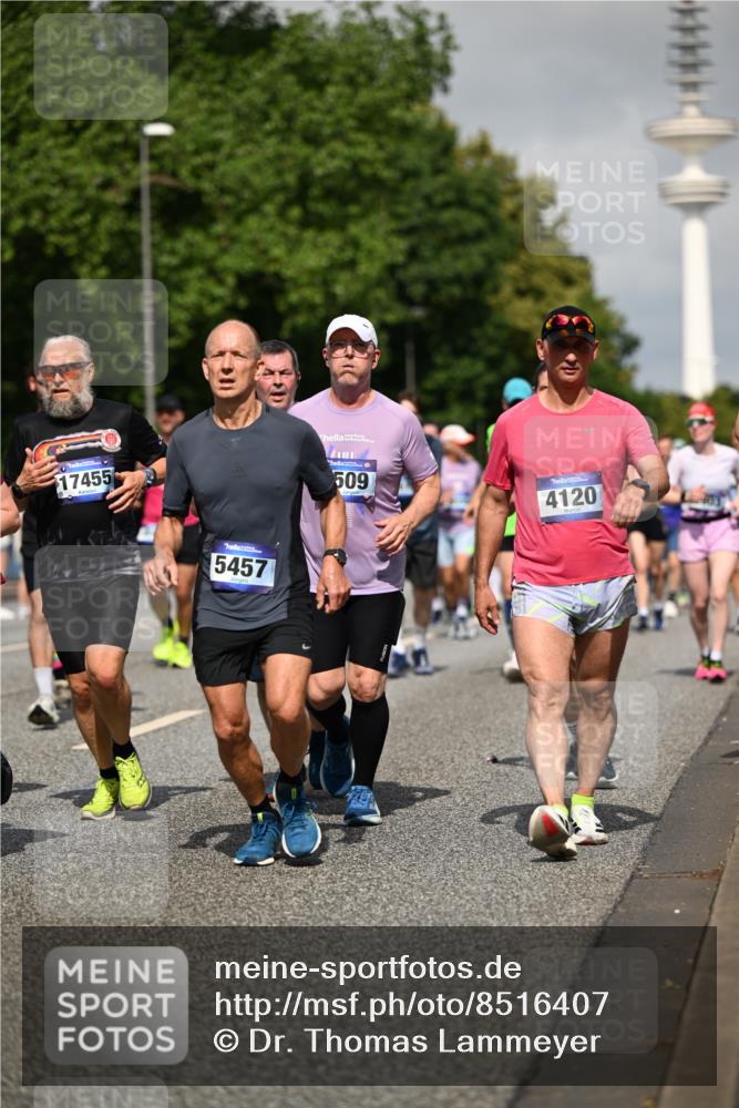 29.06.2025 - hella hamburg halbmarathon Dr. Thomas Lammeyer http://msf.ph/oto/8516407 29.06.2025 10:03:24 Kennedybrücke 1319, 1366, 1506, 1595, 1715, 1719, 1914, 2282, 2364, 2391, 2432, 2630, 2911, 3668, 4120, 4426, 4467, 4837, 5277, 5299, 5457, 5458, 5465, 5866, 6416, 7033, 7037, 7129, 7130, 7395, 7547, 7833, 8509, 8542, 8652, 8929, 9142, 9488, 9903, 9907, 9922, 9984, 10020, 10518, 10519, 11039, 11041 meine-sportfotos.de