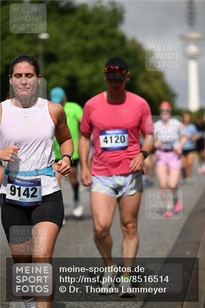 29.06.2025 - hella hamburg halbmarathon Dr. Thomas Lammeyer http://msf.ph/oto/8516514 29.06.2025 10:03:26 Kennedybrücke 1319, 1366, 1506, 1595, 1914, 2282, 2364, 2391, 2432, 2630, 3668, 3836, 4120, 4426, 4467, 4837, 5277, 5299, 5457, 5458, 5465, 5866, 6416, 7033, 7037, 7129, 7130, 7395, 7547, 7833, 8509, 8542, 8652, 8929, 9142, 9488, 9903, 9907, 9922, 9984, 10020, 10518, 10519, 11039, 11041 meine-sportfotos.de