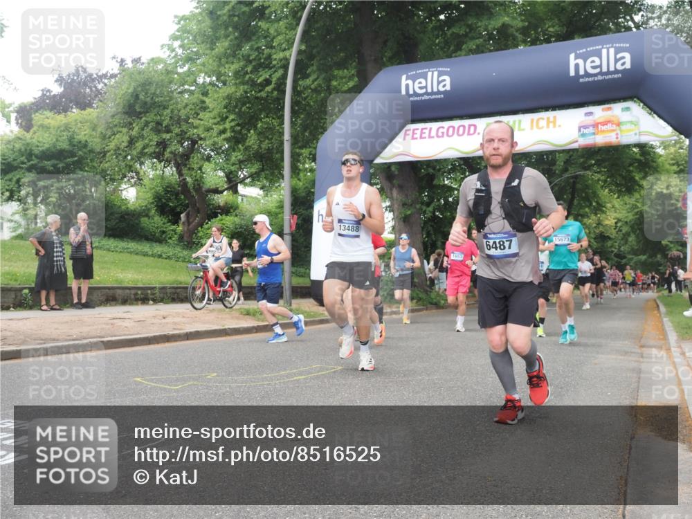 29.06.2025 - hella hamburg halbmarathon KatJ http://msf.ph/oto/8516525 29.06.2025 10:47:31 Zwischen KM18-KM19 1364, 1420, 1653, 2391, 4068, 4592, 6487, 7759, 8191, 8662 meine-sportfotos.de