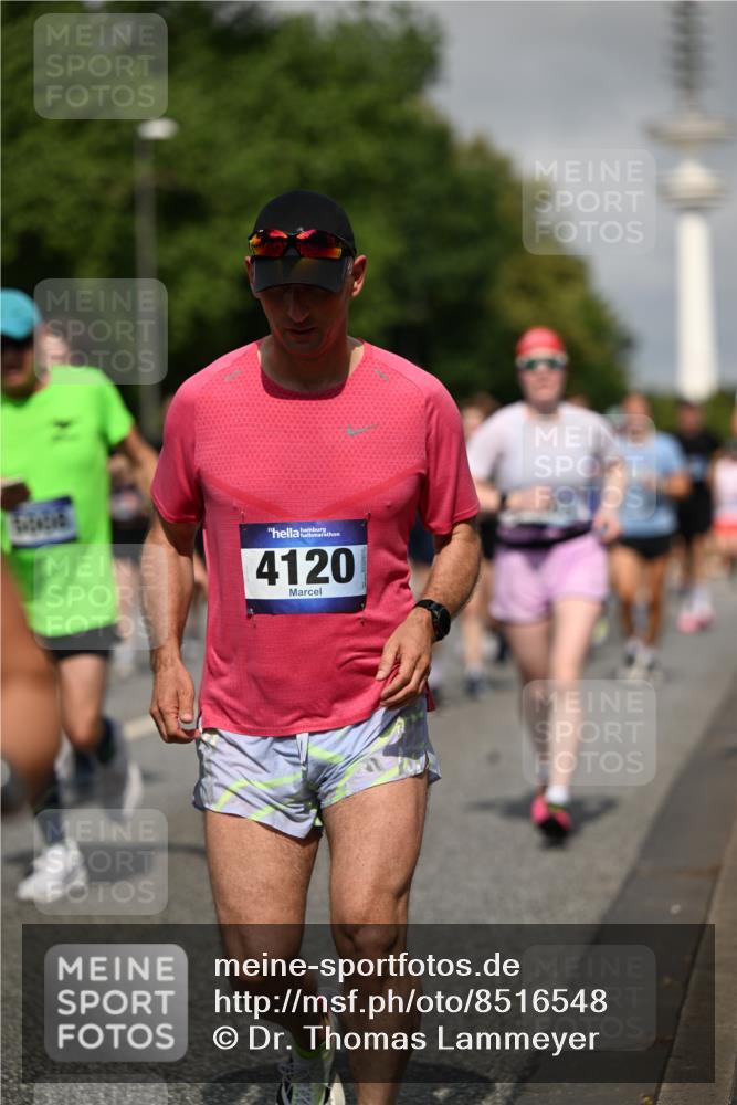 29.06.2025 - hella hamburg halbmarathon Dr. Thomas Lammeyer http://msf.ph/oto/8516548 29.06.2025 10:03:27 Kennedybrücke 1319, 1366, 1506, 1595, 1914, 2282, 2364, 2391, 2432, 2630, 3668, 3836, 4120, 4426, 4467, 4837, 5277, 5299, 5457, 5458, 5465, 5866, 6416, 7033, 7037, 7395, 7547, 7833, 8509, 8542, 8652, 8929, 9142, 9488, 9903, 9907, 9922, 9984, 10020, 10518, 10519, 11039, 11041 meine-sportfotos.de