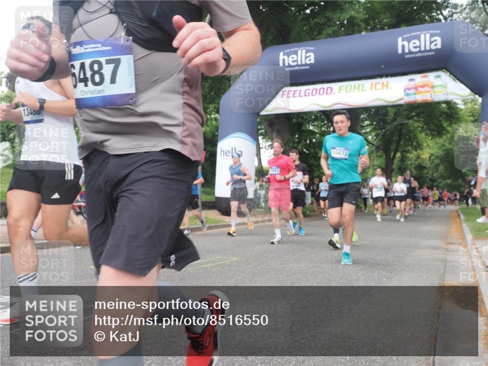 29.06.2025 - hella hamburg halbmarathon KatJ http://msf.ph/oto/8516550 29.06.2025 10:47:32 Zwischen KM18-KM19 1364, 1420, 1653, 2391, 4068, 4592, 6487, 7759, 8191 meine-sportfotos.de