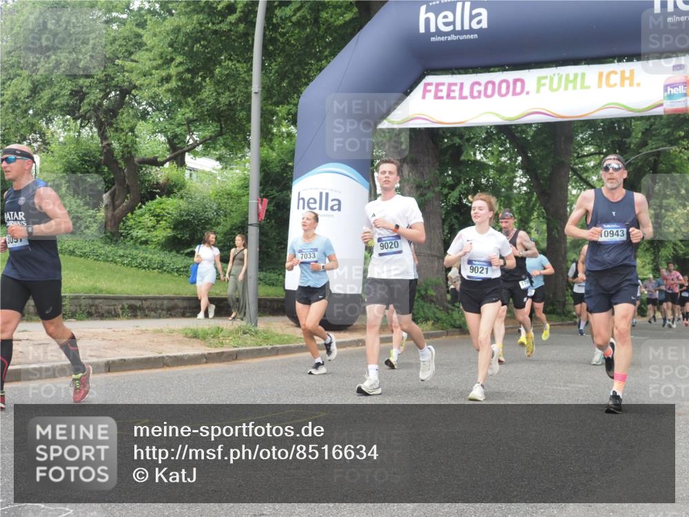 29.06.2025 - hella hamburg halbmarathon KatJ http://msf.ph/oto/8516634 29.06.2025 10:47:35 Zwischen KM18-KM19 1364, 1653, 3097, 4068, 4592, 6487, 6921, 7033, 8191 meine-sportfotos.de