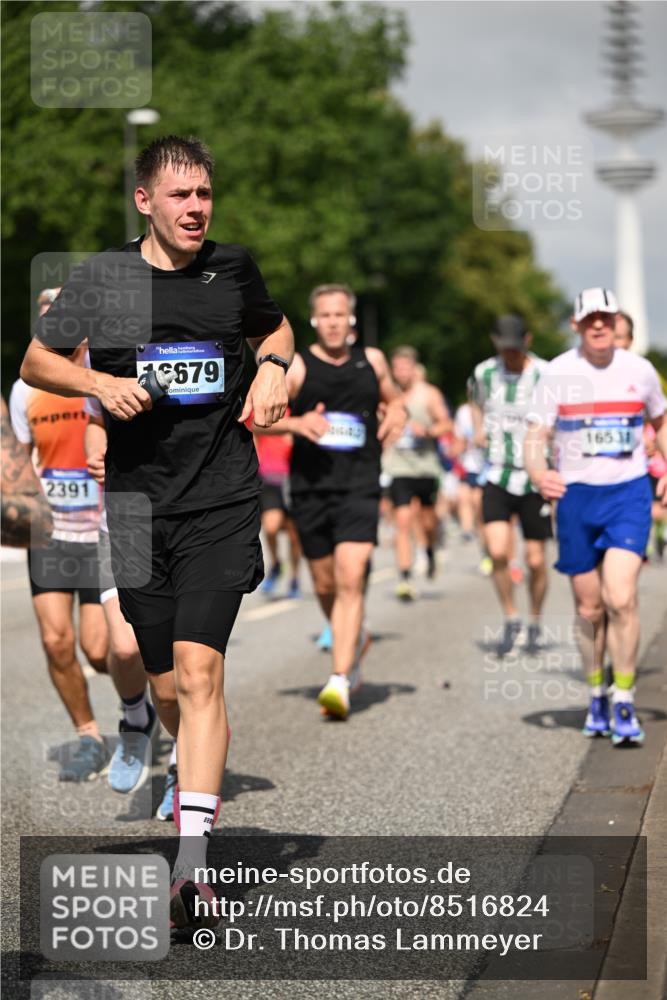 29.06.2025 - hella hamburg halbmarathon Dr. Thomas Lammeyer http://msf.ph/oto/8516824 29.06.2025 10:03:35 Kennedybrücke 1125, 1319, 1595, 1642, 1834, 1914, 1955, 2282, 2364, 2391, 2432, 2676, 2910, 3279, 3668, 3836, 4120, 4426, 4837, 5015, 5134, 5277, 5299, 5420, 5457, 5458, 5465, 6414, 6415, 6587, 7033, 7037, 7547, 7833, 8285, 8330, 8509, 8542, 8652, 8929, 9142, 9488, 9903, 9907, 9984, 10020, 10093, 10518, 10519, 11039 meine-sportfotos.de