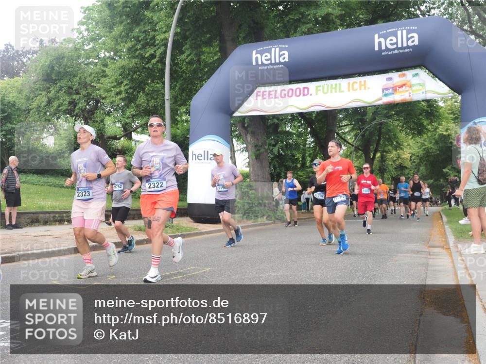 29.06.2025 - hella hamburg halbmarathon KatJ http://msf.ph/oto/8516897 29.06.2025 10:47:46 Zwischen KM18-KM19 1006, 1190, 1414, 2011, 2322, 2323, 8483 meine-sportfotos.de