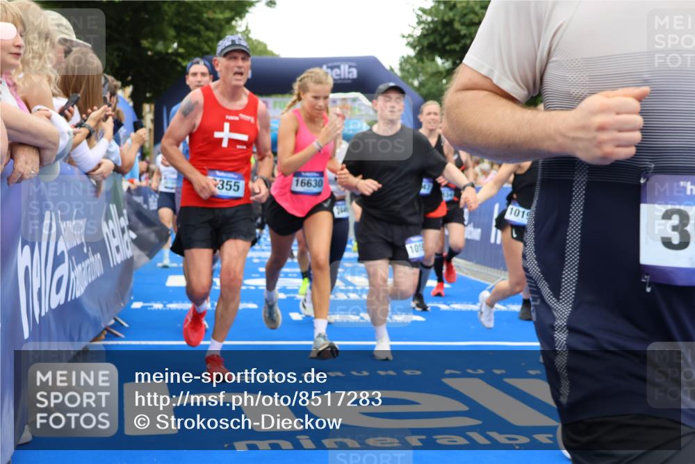 29.06.2025 - hella hamburg halbmarathon Strokosch-Dieckow http://msf.ph/oto/8517283 29.06.2025 10:55:08 Ziel 1549, 1628, 2119, 2448, 2884, 3041, 3791, 3945, 4903, 4938, 6355, 6891, 8691, 8973, 9060, 9361, 9380, 10188, 10191, 10192, 10582, 11333, 11747, 11976, 12248, 12961, 13297, 14750, 14834, 14948, 15126, 15854, 15879, 16108, 16521, 16630, 17803, 17842, 18031, 18966 meine-sportfotos.de