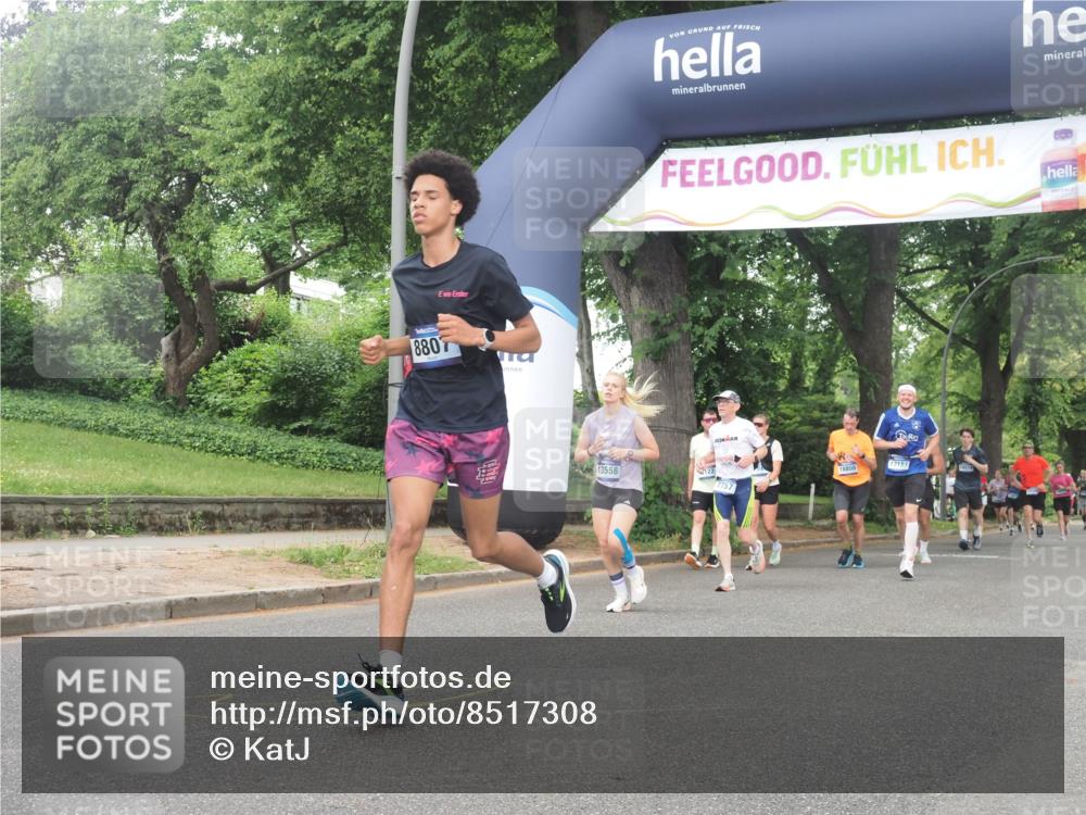 29.06.2025 - hella hamburg halbmarathon KatJ http://msf.ph/oto/8517308 29.06.2025 10:47:58 Zwischen KM18-KM19 3400, 3740, 5602, 5603, 5708, 6580, 7006, 7757, 8154 meine-sportfotos.de