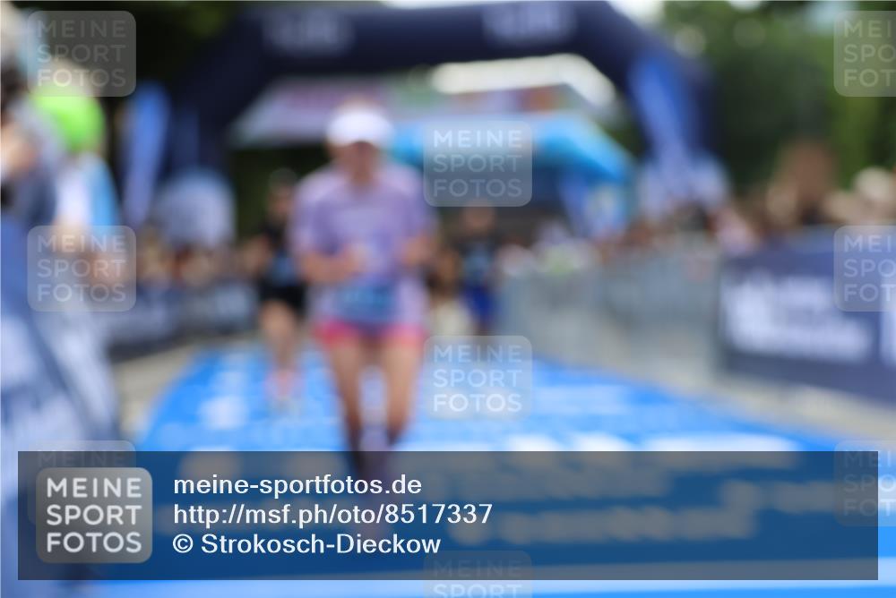 29.06.2025 - hella hamburg halbmarathon Strokosch-Dieckow http://msf.ph/oto/8517337 29.06.2025 11:22:14 Ziel 1483, 1513, 3179, 5369, 8095, 9204, 9369, 9981, 10174, 10622, 10808, 12859, 13573, 14332, 15423, 15436, 15473, 16190, 16191, 16704, 18245, 18256, 18381 meine-sportfotos.de