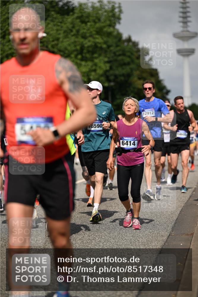 29.06.2025 - hella hamburg halbmarathon Dr. Thomas Lammeyer http://msf.ph/oto/8517348 29.06.2025 10:03:50 Kennedybrücke 1006, 1125, 1334, 1642, 1834, 1955, 2099, 2348, 2676, 2677, 2910, 3177, 3279, 3668, 3836, 4231, 5015, 5134, 5341, 5420, 6202, 6414, 6415, 6581, 6587, 7547, 7786, 8223, 8285, 8330, 8394, 8402, 8520, 8573, 9984, 10031, 10093, 10788, 11158 meine-sportfotos.de