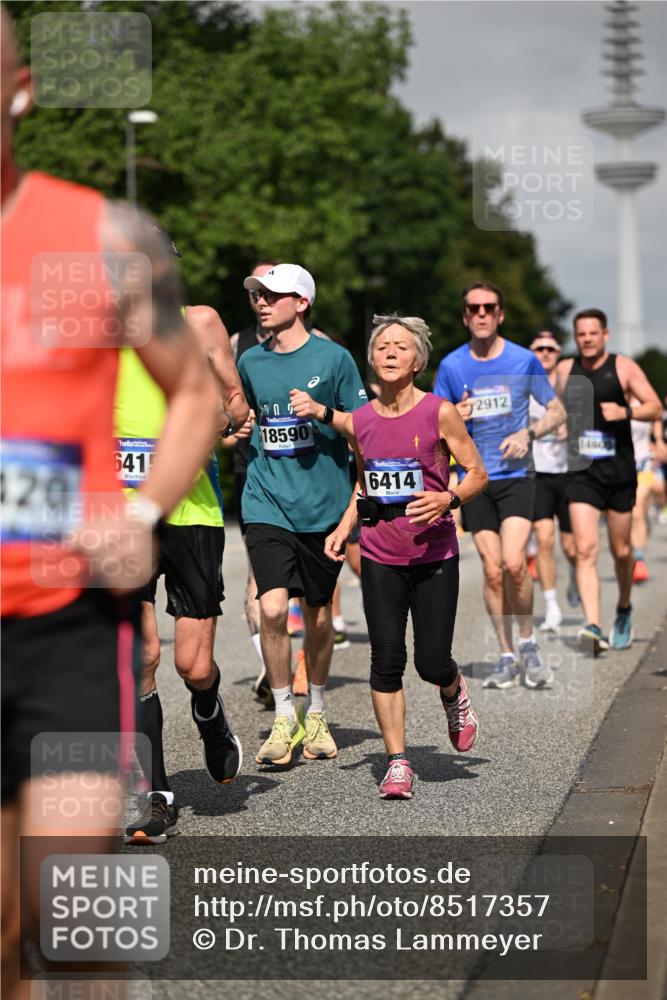 29.06.2025 - hella hamburg halbmarathon Dr. Thomas Lammeyer http://msf.ph/oto/8517357 29.06.2025 10:03:50 Kennedybrücke 1006, 1125, 1334, 1642, 1834, 1955, 2099, 2348, 2676, 2677, 2910, 3177, 3279, 3668, 3836, 4231, 5015, 5134, 5341, 5420, 6202, 6414, 6415, 6581, 6587, 7547, 7786, 8223, 8285, 8330, 8394, 8402, 8520, 8573, 9984, 10031, 10093, 10788, 11158 meine-sportfotos.de