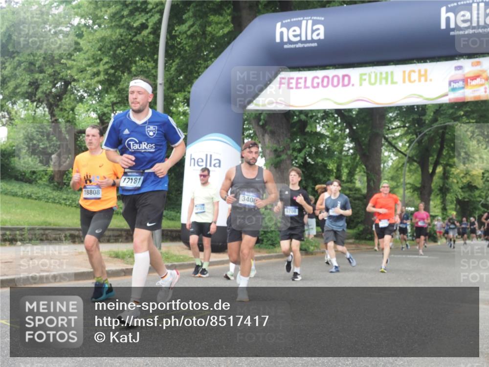 29.06.2025 - hella hamburg halbmarathon KatJ http://msf.ph/oto/8517417 29.06.2025 10:48:02 Zwischen KM18-KM19 3400, 5602, 5603, 6708, 7757 meine-sportfotos.de