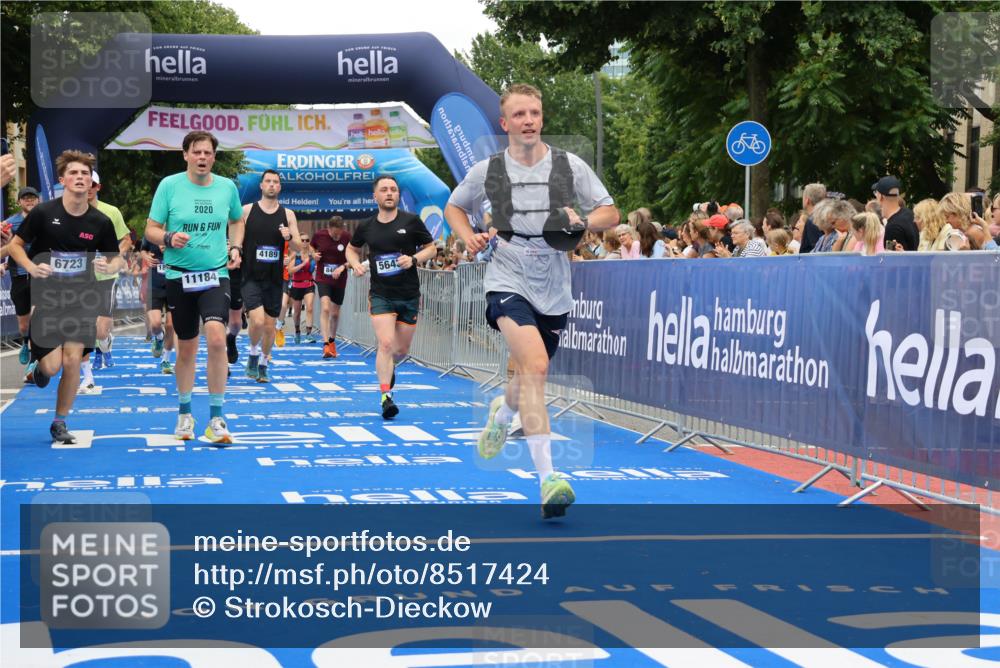 29.06.2025 - hella hamburg halbmarathon Strokosch-Dieckow http://msf.ph/oto/8517424 29.06.2025 10:55:17 Ziel 1130, 1549, 1628, 2119, 4189, 4903, 5287, 5643, 6723, 6891, 6938, 8487, 8973, 10188, 10263, 10582, 11184, 12526, 13236, 13470, 14834, 15854, 16521, 16985, 17603, 17940, 18031, 18290, 18380, 18531, 18966 meine-sportfotos.de