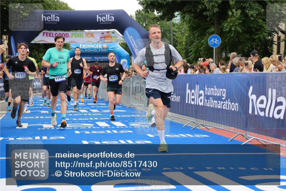 29.06.2025 - hella hamburg halbmarathon Strokosch-Dieckow http://msf.ph/oto/8517430 29.06.2025 10:55:17 Ziel 1130, 1549, 1628, 2119, 4189, 4903, 5287, 5643, 6723, 6891, 6938, 8487, 8973, 10188, 10263, 10582, 11184, 12526, 13236, 13470, 14834, 15854, 16521, 16985, 17603, 17940, 18031, 18290, 18380, 18531, 18966 meine-sportfotos.de