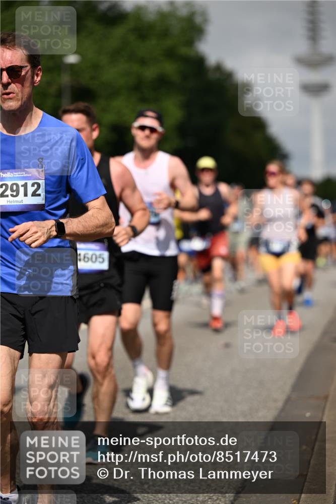 29.06.2025 - hella hamburg halbmarathon Dr. Thomas Lammeyer http://msf.ph/oto/8517473 29.06.2025 10:03:54 Kennedybrücke 1006, 1125, 1180, 1334, 1642, 1834, 1955, 2099, 2348, 2676, 2677, 2910, 3112, 3177, 3279, 3836, 3861, 3898, 4231, 4796, 5015, 5134, 5341, 5420, 6082, 6084, 6202, 6260, 6414, 6415, 6581, 6587, 7547, 7786, 8223, 8285, 8330, 8394, 8402, 8520, 8573, 9611, 10031, 10044, 10093, 10788, 11158, 11366 meine-sportfotos.de