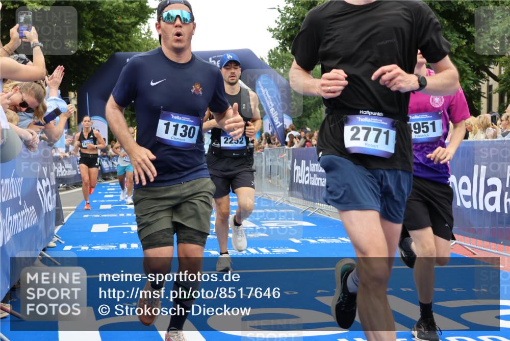 29.06.2025 - hella hamburg halbmarathon Strokosch-Dieckow http://msf.ph/oto/8517646 29.06.2025 10:55:26 Ziel 1130, 2252, 2771, 4189, 4951, 5287, 5319, 6591, 6938, 8487, 8573, 11554, 12526, 12544, 12584, 13234, 13236, 13267, 14036, 14592, 16213, 16334, 16609, 16985, 17603, 17940, 18290 meine-sportfotos.de