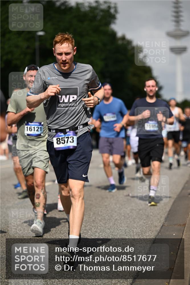 29.06.2025 - hella hamburg halbmarathon Dr. Thomas Lammeyer http://msf.ph/oto/8517677 29.06.2025 10:04:00 Kennedybrücke 1006, 1125, 1180, 1239, 1334, 1642, 1834, 2099, 2348, 2676, 2677, 3112, 3177, 3861, 3898, 4231, 4796, 5015, 5134, 5341, 5420, 5728, 6082, 6084, 6202, 6260, 6414, 6415, 6462, 6581, 6587, 7786, 7824, 8223, 8285, 8394, 8402, 8520, 8531, 8573, 8730, 9611, 10031, 10044, 10093, 10337, 10582, 10788, 11158, 11159, 11366 meine-sportfotos.de