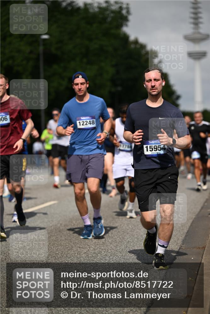 29.06.2025 - hella hamburg halbmarathon Dr. Thomas Lammeyer http://msf.ph/oto/8517722 29.06.2025 10:04:02 Kennedybrücke 1006, 1125, 1180, 1239, 1334, 2099, 2346, 2348, 2676, 2677, 3112, 3177, 3861, 3898, 4231, 4796, 5341, 5728, 6082, 6084, 6201, 6202, 6260, 6414, 6415, 6462, 6581, 6602, 7786, 7824, 8223, 8394, 8402, 8520, 8531, 8573, 8730, 9611, 10031, 10044, 10093, 10337, 10582, 10788, 11158, 11159, 11366 meine-sportfotos.de