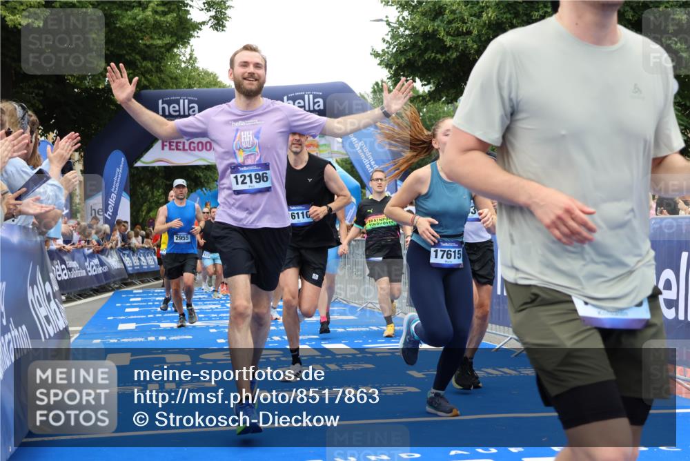 29.06.2025 - hella hamburg halbmarathon Strokosch-Dieckow http://msf.ph/oto/8517863 29.06.2025 10:55:35 Ziel 1120, 1143, 1834, 2955, 2982, 3037, 4897, 5319, 6591, 6924, 8255, 8573, 8618, 10212, 11039, 11554, 11568, 12196, 12483, 12515, 12544, 12584, 13267, 14036, 14592, 14909, 15896, 16110, 16334, 16609, 17615, 18064, 18190 meine-sportfotos.de