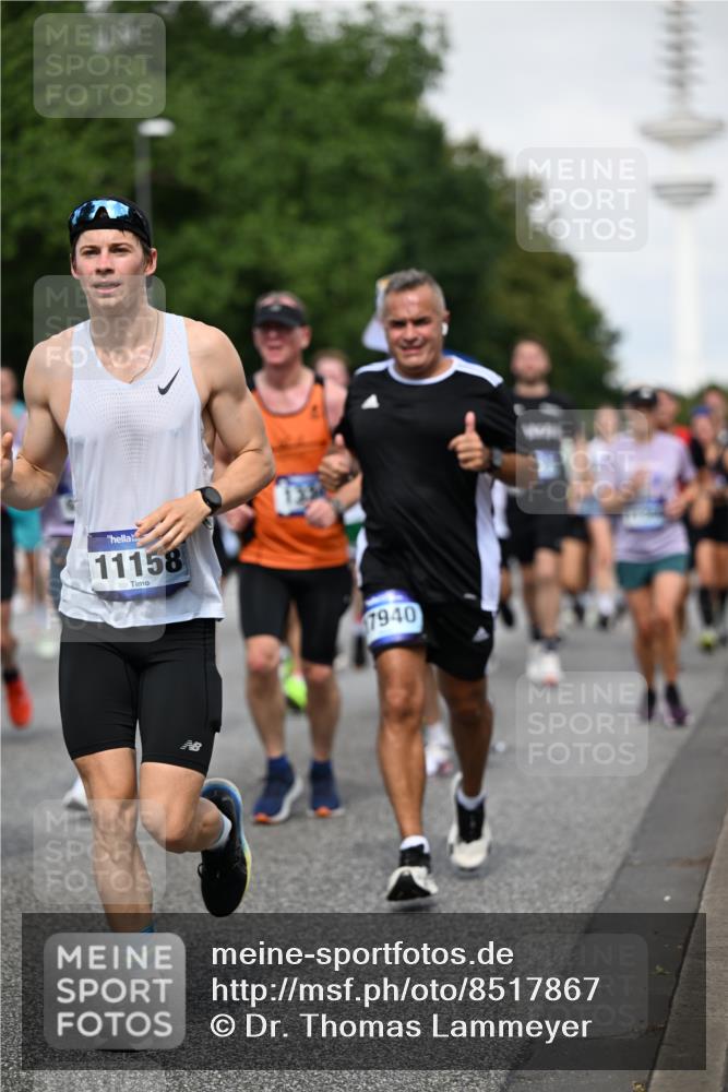 29.06.2025 - hella hamburg halbmarathon Dr. Thomas Lammeyer http://msf.ph/oto/8517867 29.06.2025 10:04:05 Kennedybrücke 1006, 1180, 1239, 1264, 1334, 2099, 2159, 2346, 2348, 2582, 2584, 2677, 3112, 3177, 3861, 3898, 4013, 4231, 4594, 4796, 5341, 5728, 6082, 6084, 6104, 6201, 6202, 6260, 6462, 6581, 6602, 7159, 7786, 7824, 8223, 8394, 8402, 8520, 8531, 8573, 8730, 9611, 10031, 10044, 10268, 10337, 10582, 10788, 11158, 11159, 11366 meine-sportfotos.de
