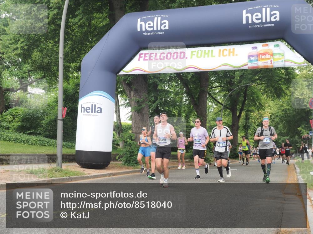 29.06.2025 - hella hamburg halbmarathon KatJ http://msf.ph/oto/8518040 29.06.2025 10:48:23 Zwischen KM18-KM19 1128, 2591, 5613, 5870, 8177 meine-sportfotos.de