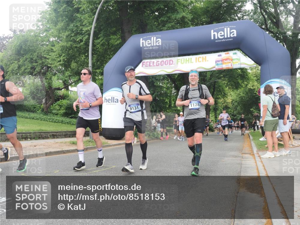 29.06.2025 - hella hamburg halbmarathon KatJ http://msf.ph/oto/8518153 29.06.2025 10:48:26 Zwischen KM18-KM19 1128, 2591 meine-sportfotos.de