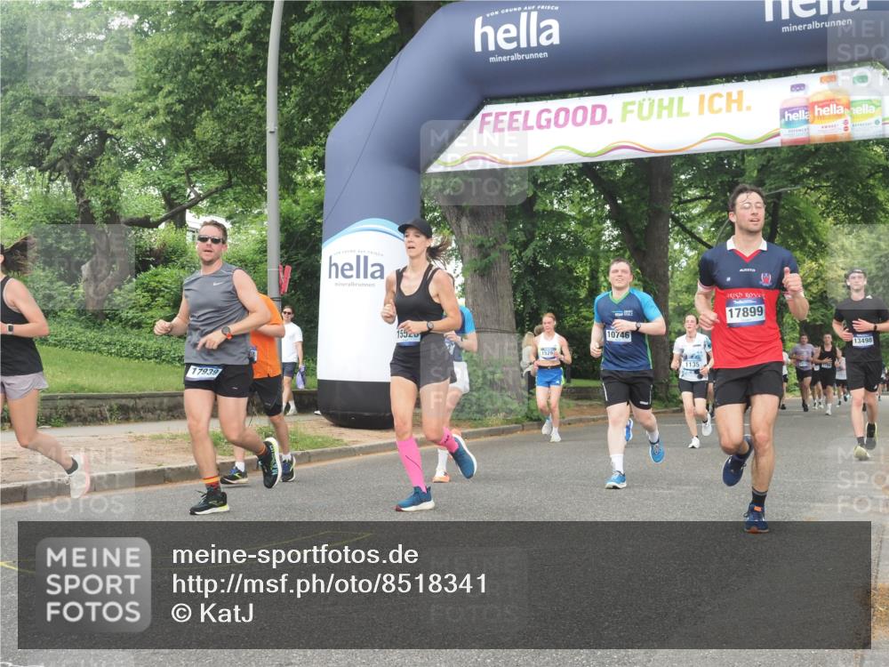 29.06.2025 - hella hamburg halbmarathon KatJ http://msf.ph/oto/8518341 29.06.2025 10:48:33 Zwischen KM18-KM19 1135, 2447, 6391, 6414, 6415, 8068, 8364 meine-sportfotos.de