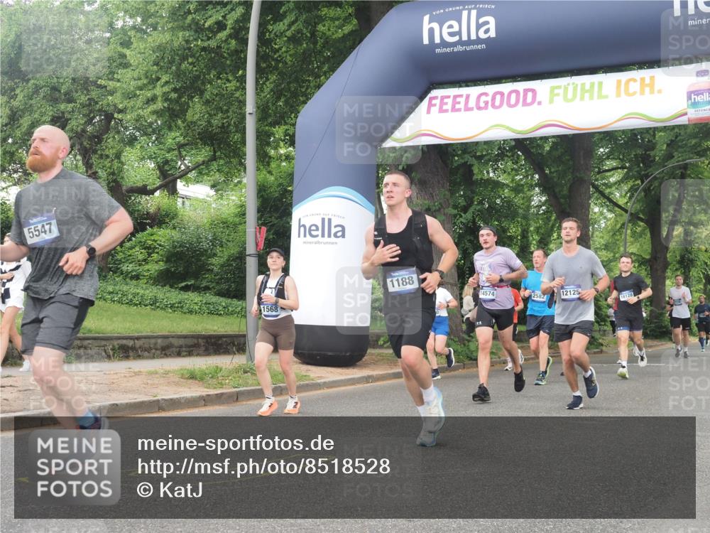 29.06.2025 - hella hamburg halbmarathon KatJ http://msf.ph/oto/8518528 29.06.2025 10:48:40 Zwischen KM18-KM19 1135, 1138, 1188, 1568, 5547 meine-sportfotos.de
