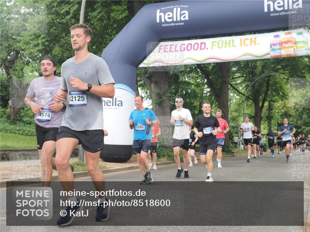 29.06.2025 - hella hamburg halbmarathon KatJ http://msf.ph/oto/8518600 29.06.2025 10:48:42 Zwischen KM18-KM19 1138, 1188, 1568, 2582, 5299, 5547, 8730 meine-sportfotos.de