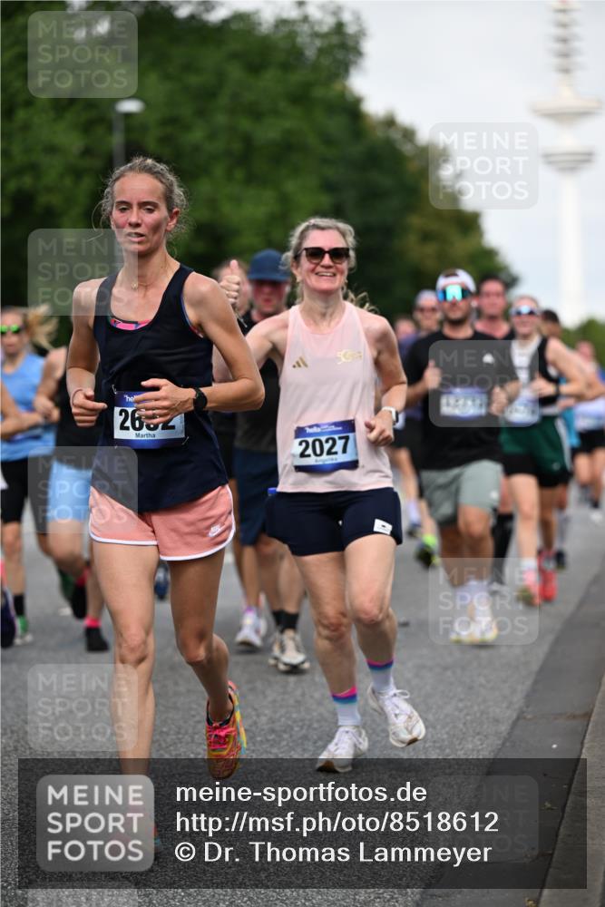 29.06.2025 - hella hamburg halbmarathon Dr. Thomas Lammeyer http://msf.ph/oto/8518612 29.06.2025 10:04:29 Kennedybrücke 1019, 1264, 1544, 1583, 1611, 1681, 2027, 2086, 2159, 2236, 2346, 2426, 2447, 2474, 2582, 2584, 2606, 2652, 2730, 2982, 3042, 3059, 3141, 3319, 3400, 3794, 4013, 4419, 4579, 4594, 4616, 4767, 4940, 4945, 5418, 5643, 5728, 6104, 6138, 6174, 6201, 6220, 6443, 6470, 6602, 6636, 7159, 7717, 8531, 8669, 9450, 9485, 9553, 9555, 9577, 9622, 10268, 10534, 10587, 10599, 10665, 10742, 10759, 10766, 10797, 11083, 11159 meine-sportfotos.de