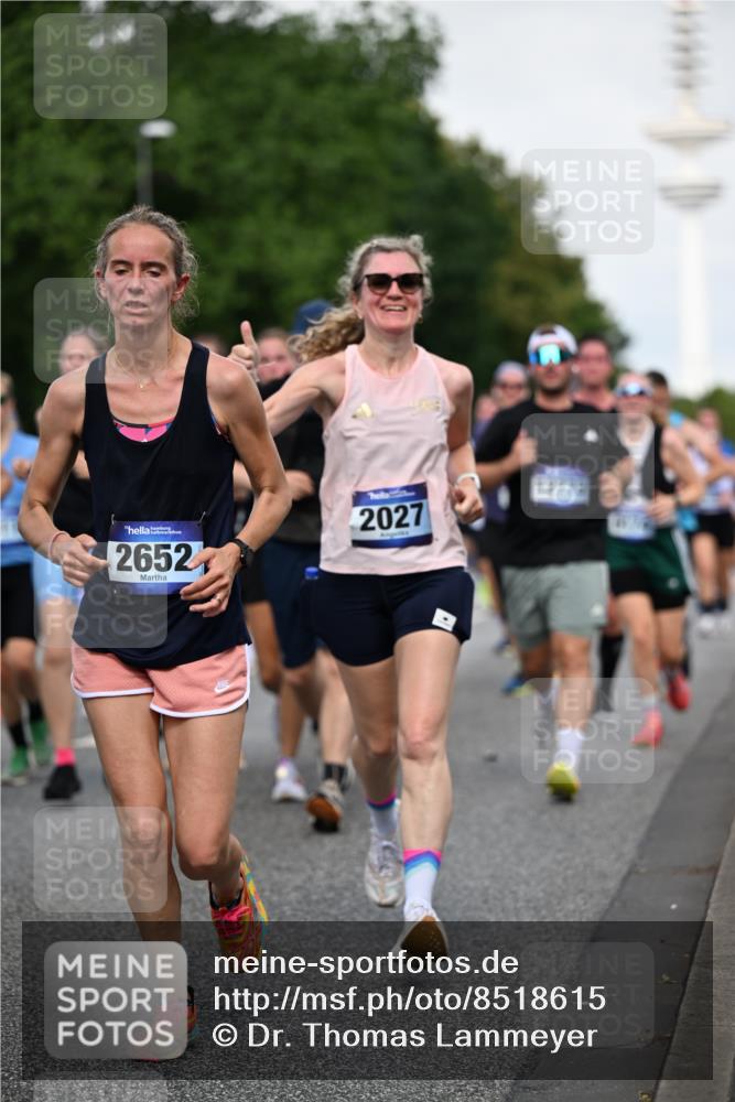 29.06.2025 - hella hamburg halbmarathon Dr. Thomas Lammeyer http://msf.ph/oto/8518615 29.06.2025 10:04:29 Kennedybrücke 1019, 1264, 1544, 1583, 1611, 1681, 2027, 2086, 2159, 2236, 2346, 2426, 2447, 2474, 2582, 2584, 2606, 2652, 2730, 2982, 3042, 3059, 3141, 3319, 3400, 3794, 4013, 4419, 4579, 4594, 4616, 4767, 4940, 4945, 5418, 5643, 5728, 6104, 6138, 6174, 6201, 6220, 6443, 6470, 6602, 6636, 7159, 7717, 8531, 8669, 9450, 9485, 9553, 9555, 9577, 9622, 10268, 10534, 10587, 10599, 10665, 10742, 10759, 10766, 10797, 11083, 11159 meine-sportfotos.de