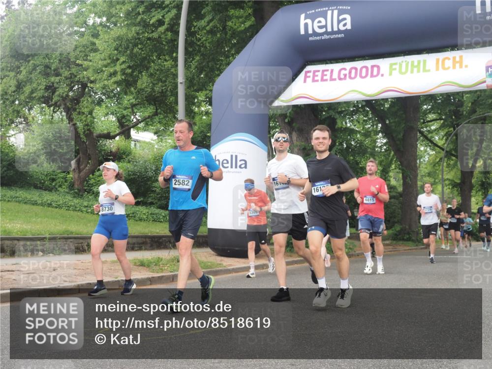 29.06.2025 - hella hamburg halbmarathon KatJ http://msf.ph/oto/8518619 29.06.2025 10:48:43 Zwischen KM18-KM19 1188, 1568, 1726, 1823, 2582, 5299, 5305, 5547, 7658, 8730 meine-sportfotos.de