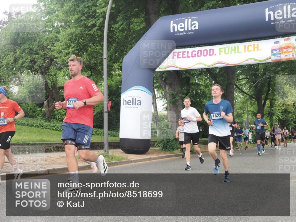 29.06.2025 - hella hamburg halbmarathon KatJ http://msf.ph/oto/8518699 29.06.2025 10:48:45 Zwischen KM18-KM19 1188, 1568, 1726, 1823, 2582, 5299, 5305, 6602, 7658, 8730 meine-sportfotos.de